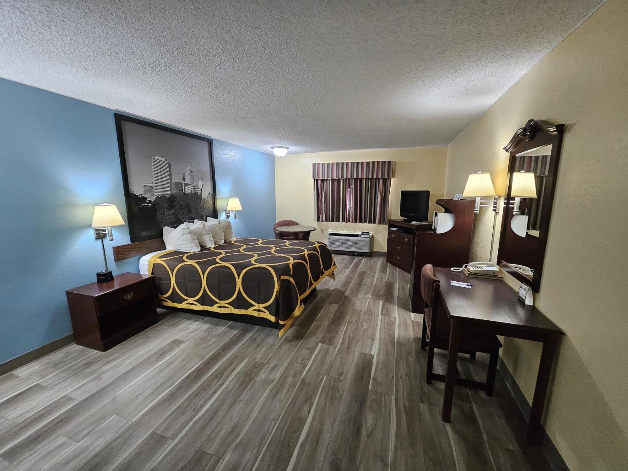 Super 8 By Wyndham Clinton Exterior foto